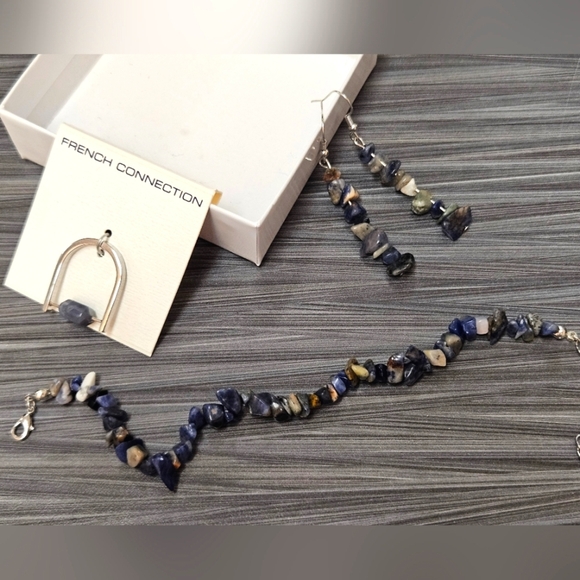 NEW French Connection Blue Stone Ring + Matching Jewelry Set - Picture 1 of 8